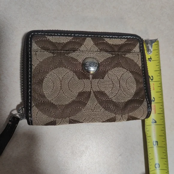 Brown and Tan Coach Wallet - Picture 6 of 6